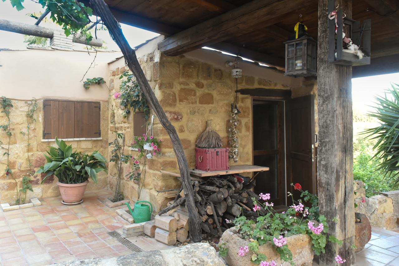 Parco Dei Templi Bed & Breakfast Agrigento Bagian luar foto